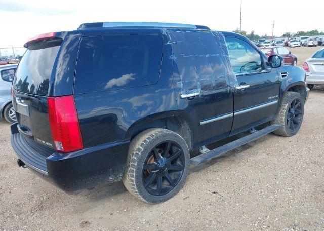 2011 CADILLAC ESCALADE PREMIUM