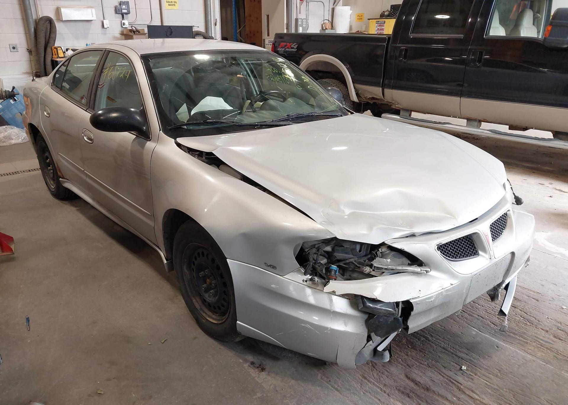 2005 PONTIAC GRAND AM SE