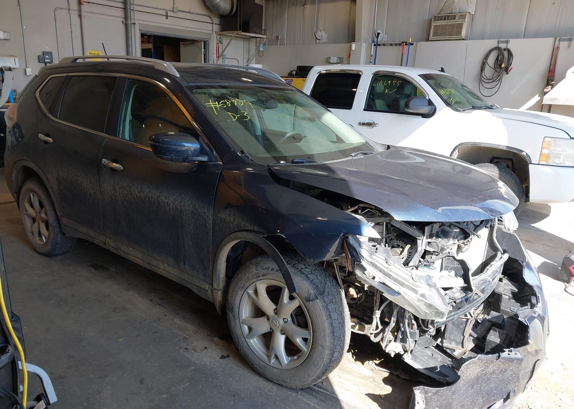 2016 NISSAN ROGUE S
