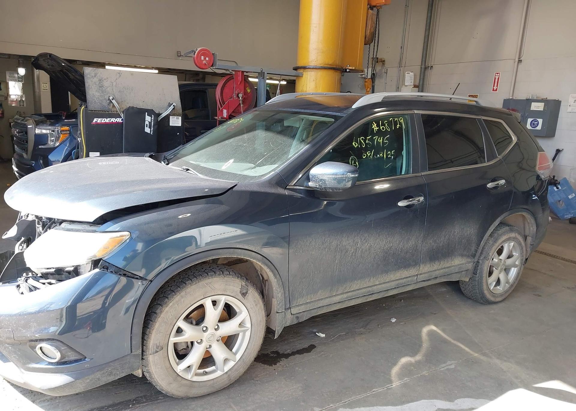 2016 NISSAN ROGUE S