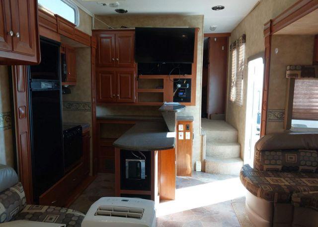 2009 HEARTLAND CYCLONE 3950