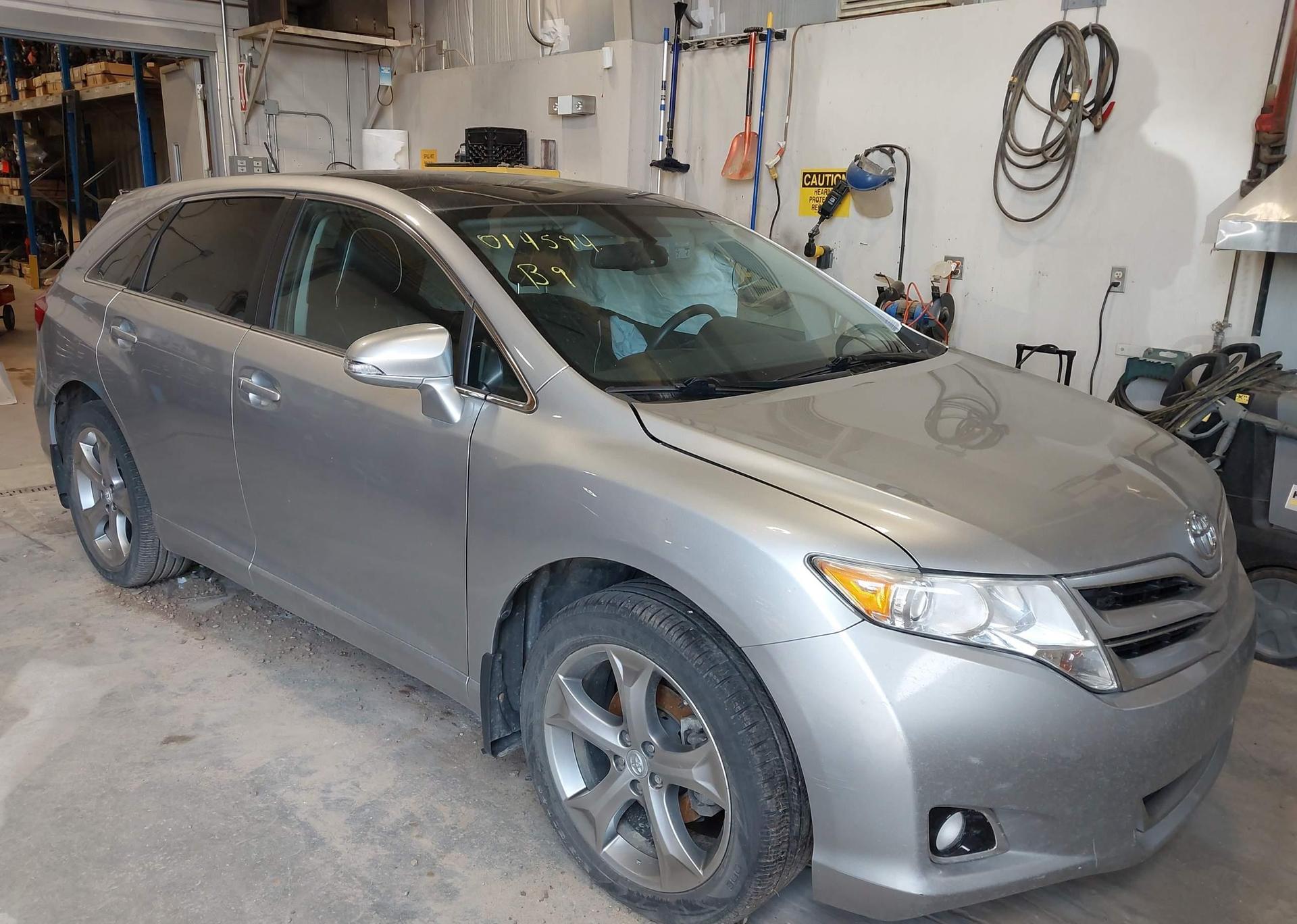 2016 TOYOTA VENZA XLE
