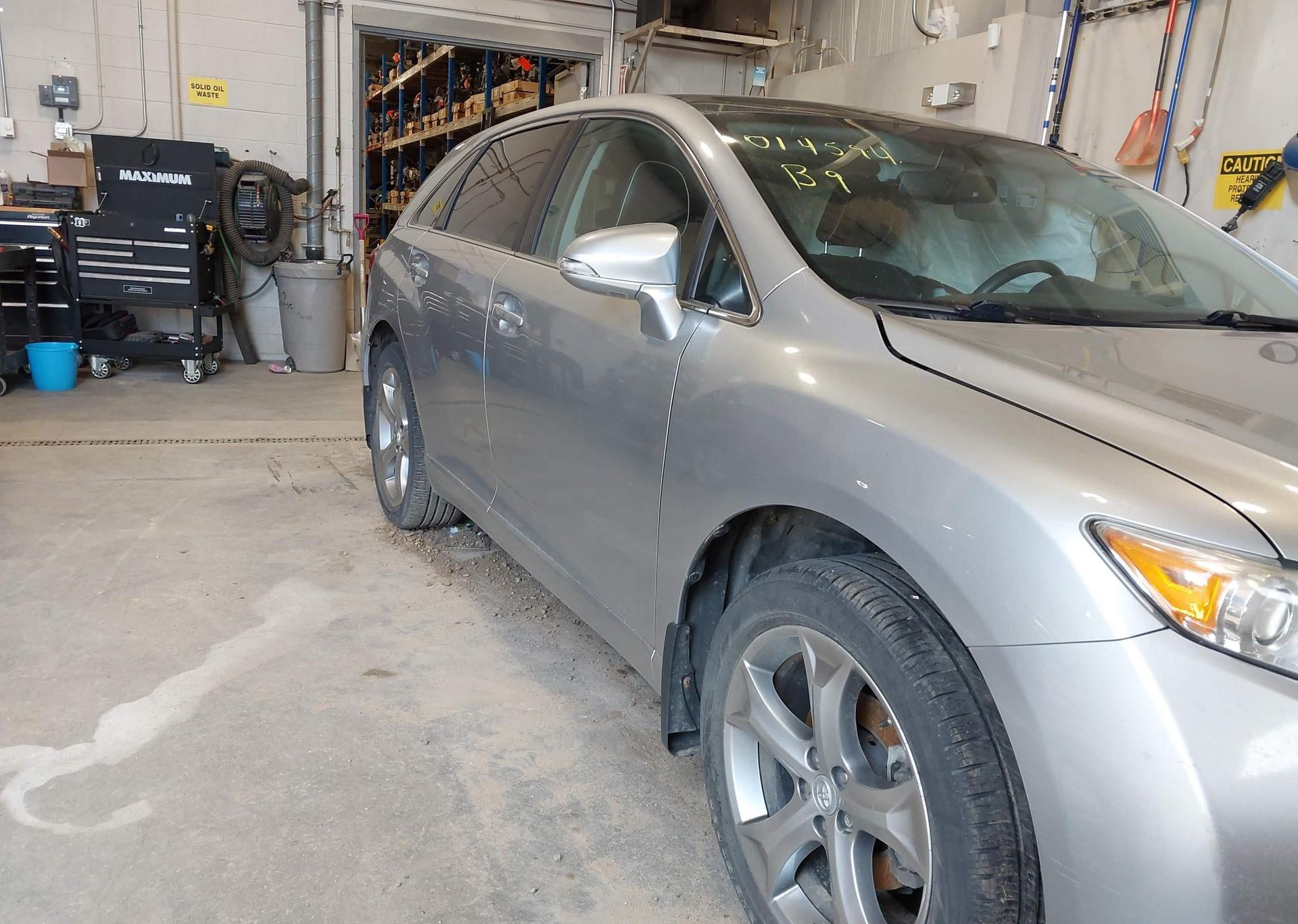 2016 TOYOTA VENZA XLE