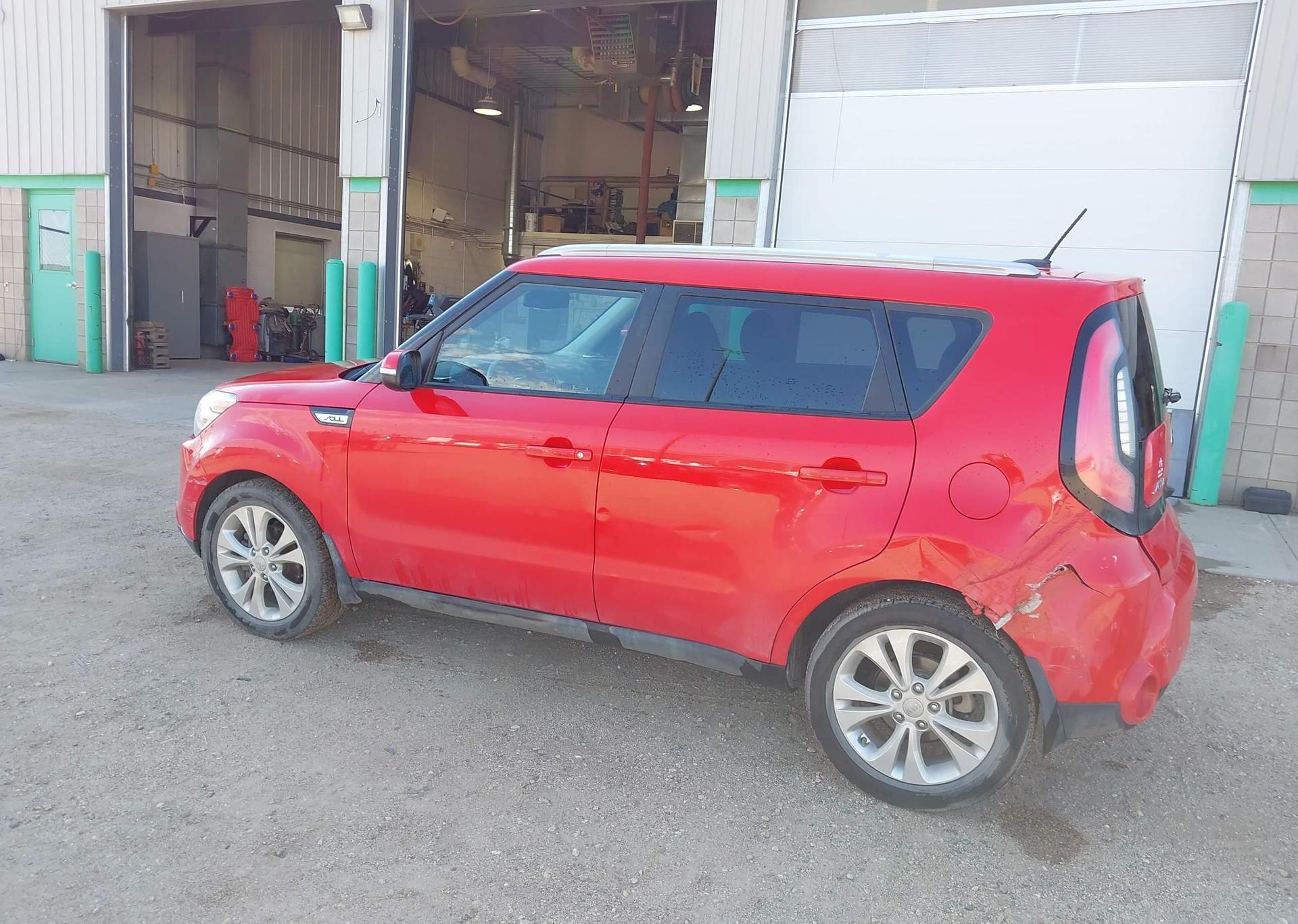2014 KIA SOUL +