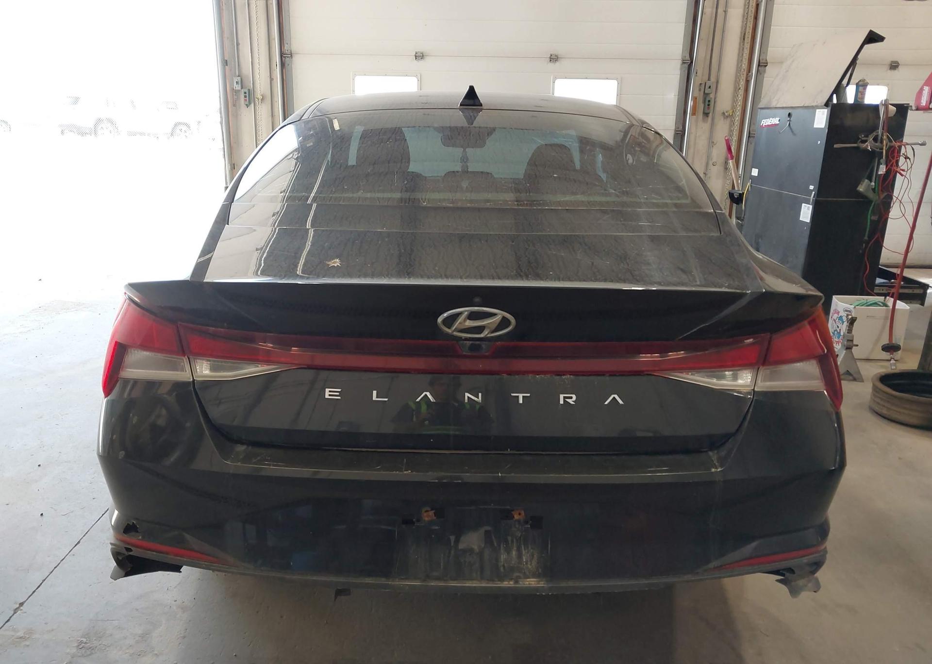 2021 HYUNDAI ELANTRA SEL