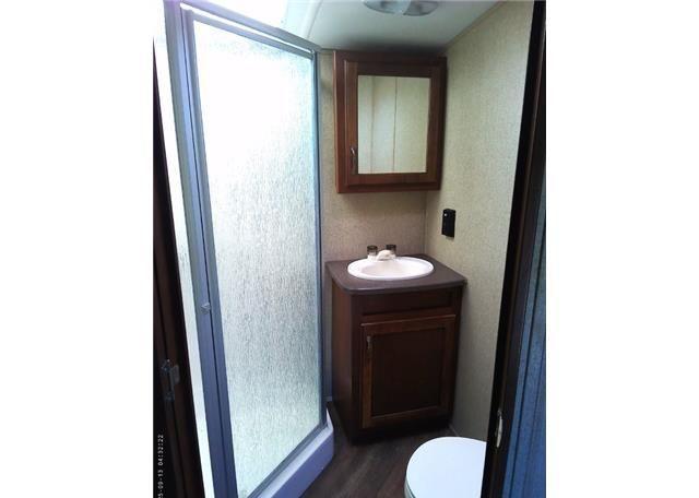 2013 HEARTLAND TRAILER 5TH WHEEL