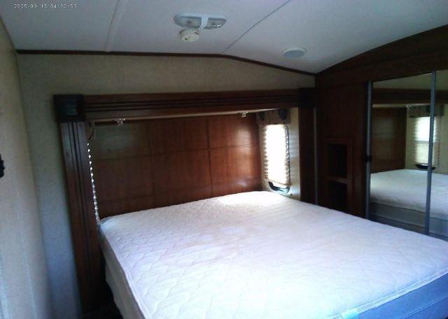 2013 HEARTLAND TRAILER 5TH WHEEL