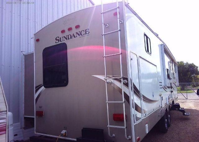 2013 HEARTLAND TRAILER 5TH WHEEL