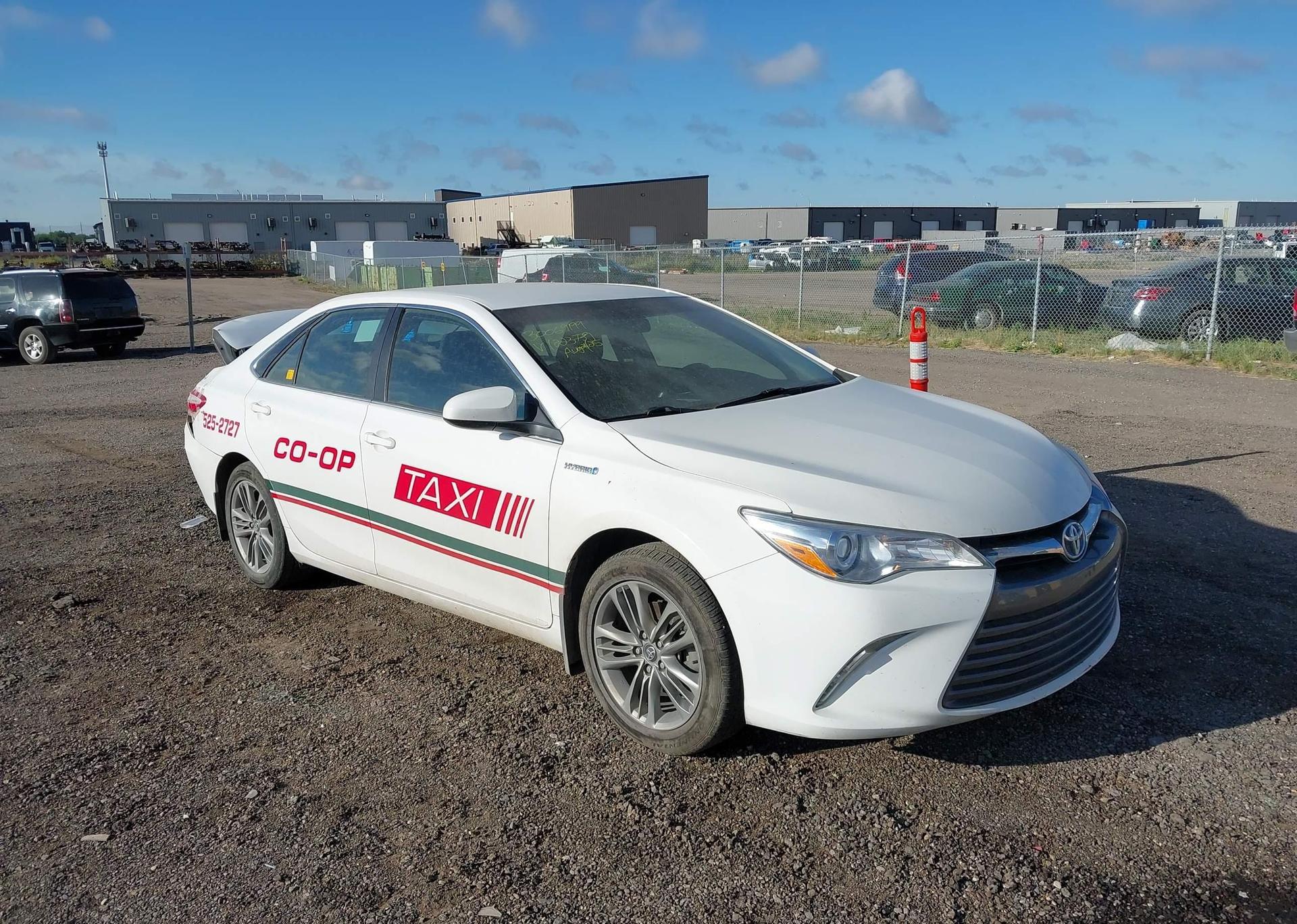 2017 TOYOTA CAMRY HYBRID