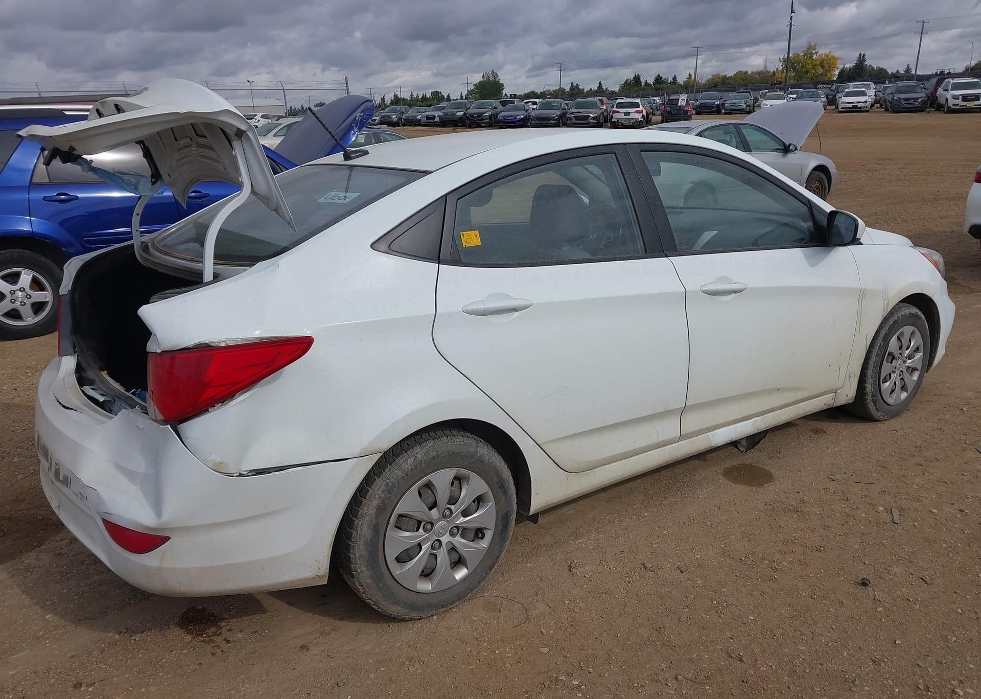 2016 HYUNDAI ACCENT SE