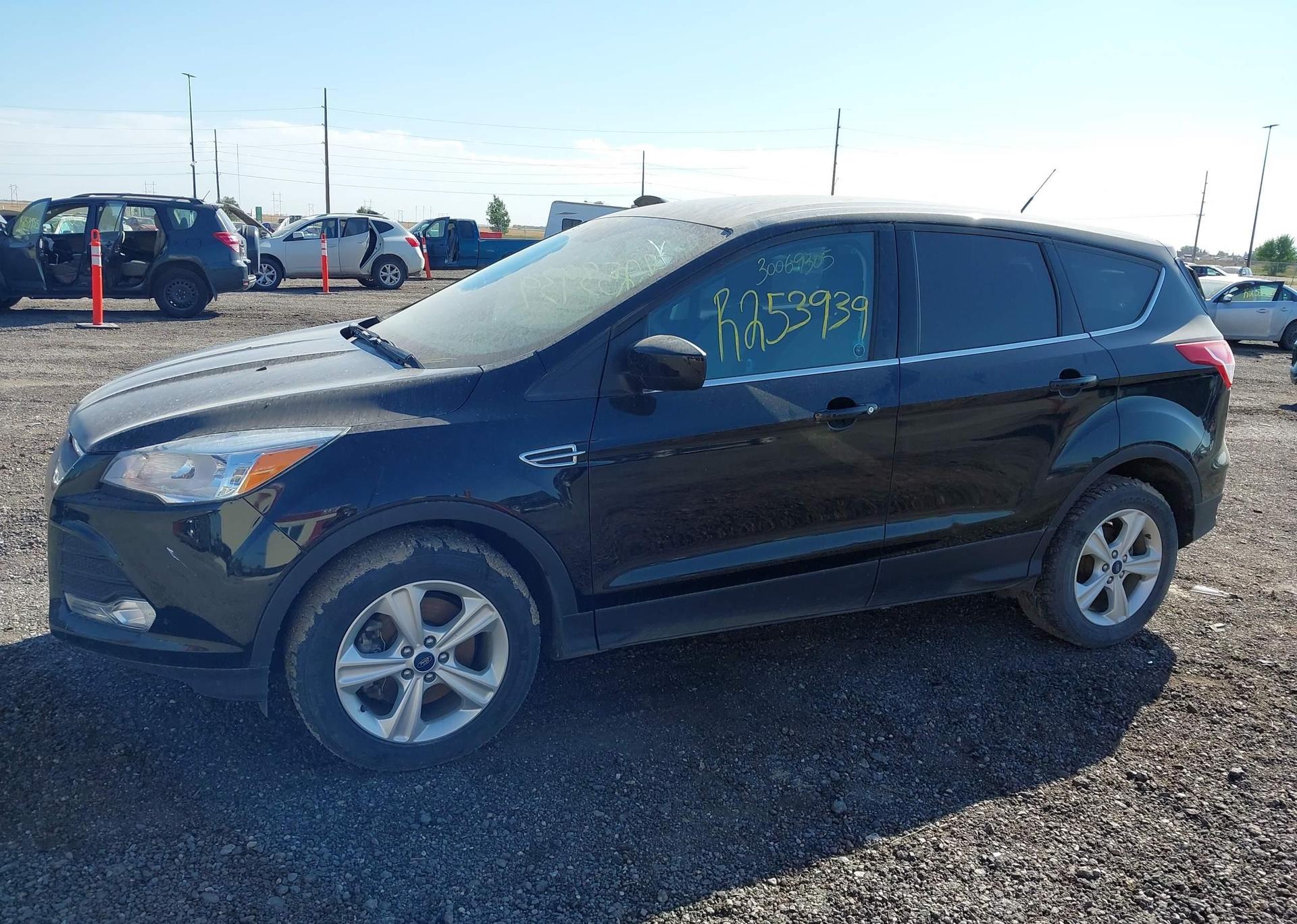 2016 FORD ESCAPE SE