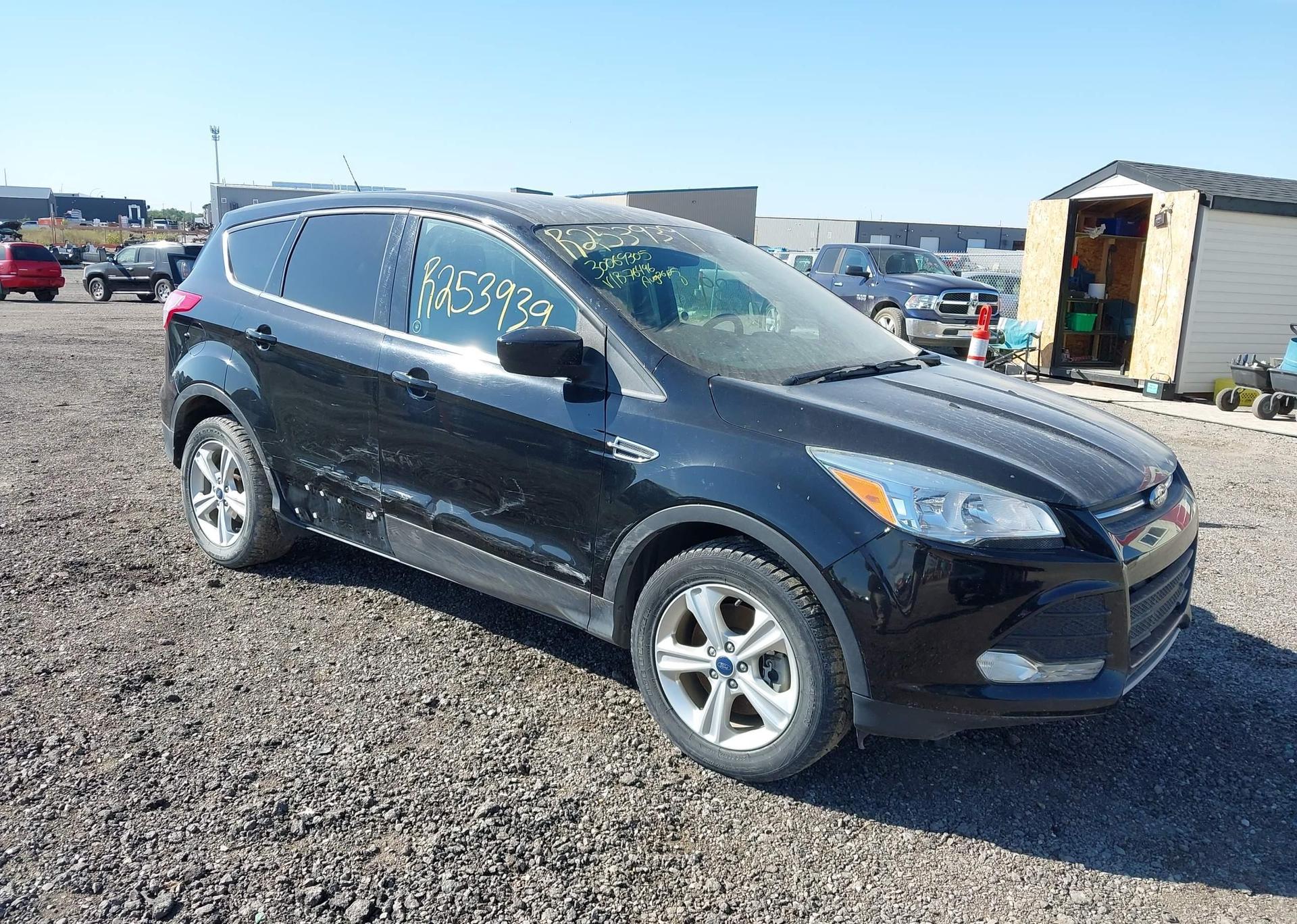2016 FORD ESCAPE SE