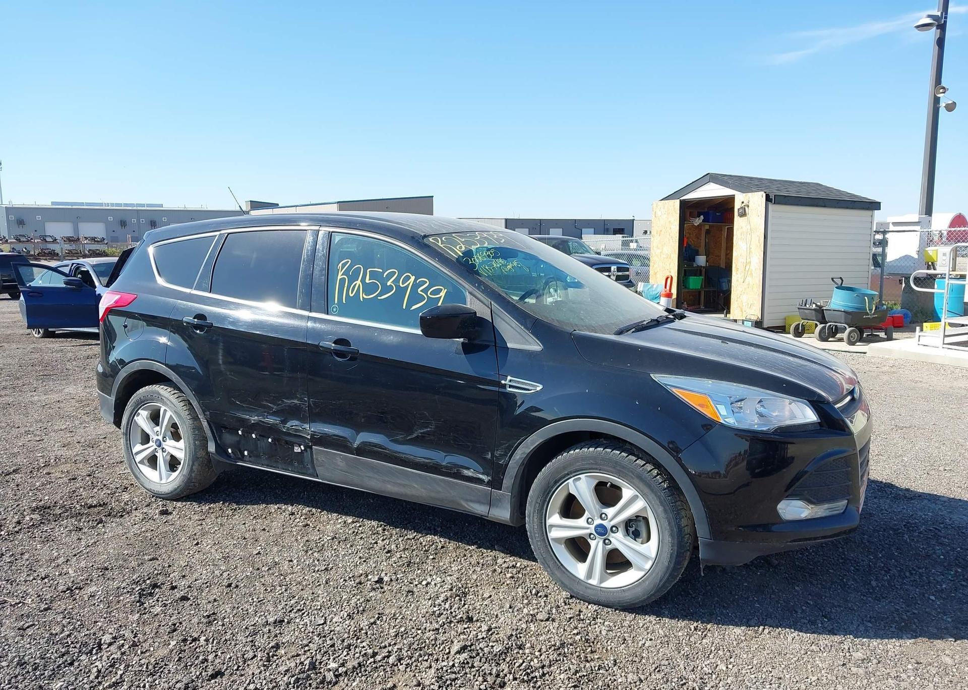 2016 FORD ESCAPE SE