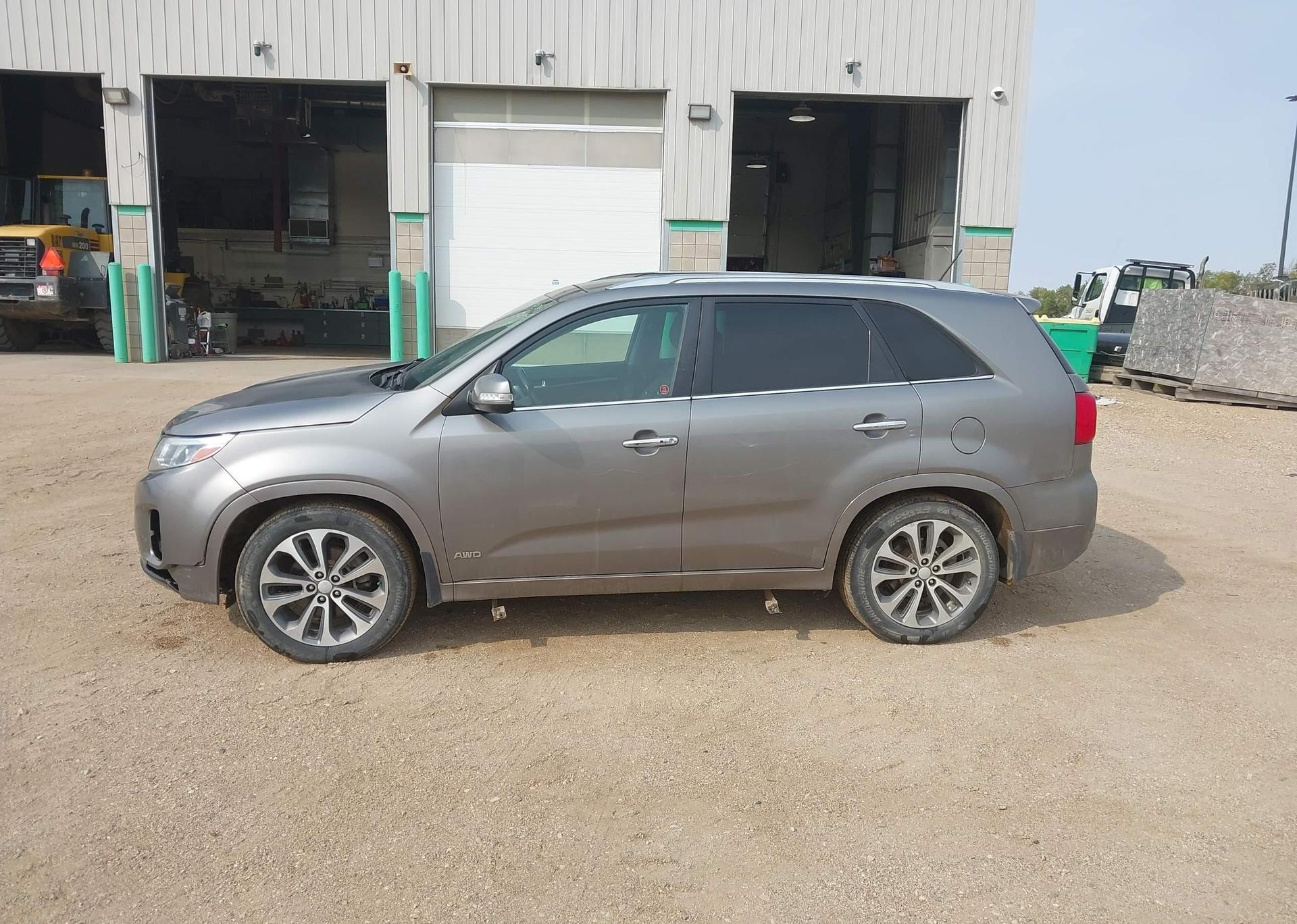2014 KIA SORENTO SX