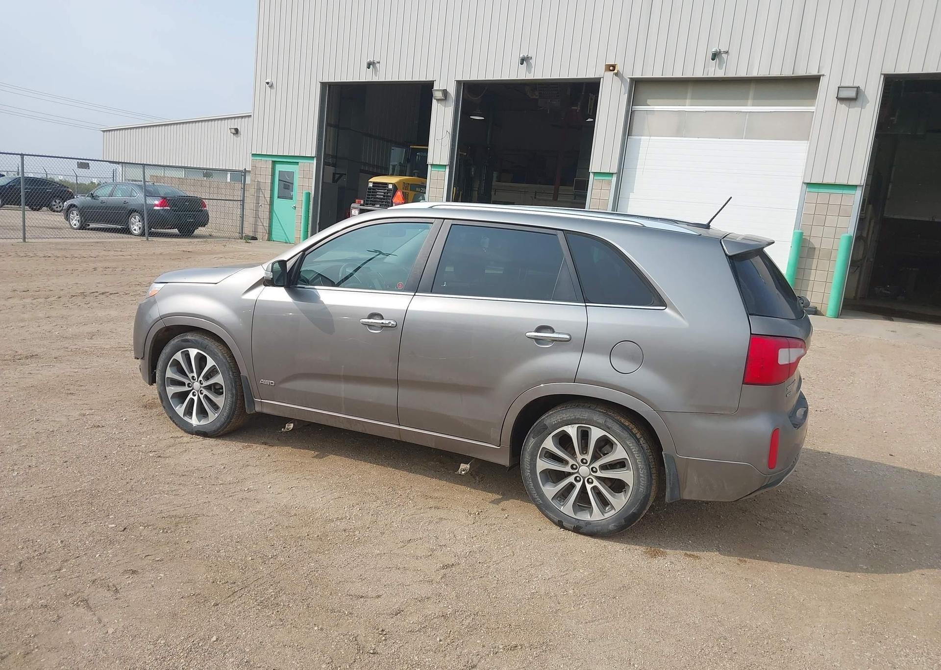 2014 KIA SORENTO SX