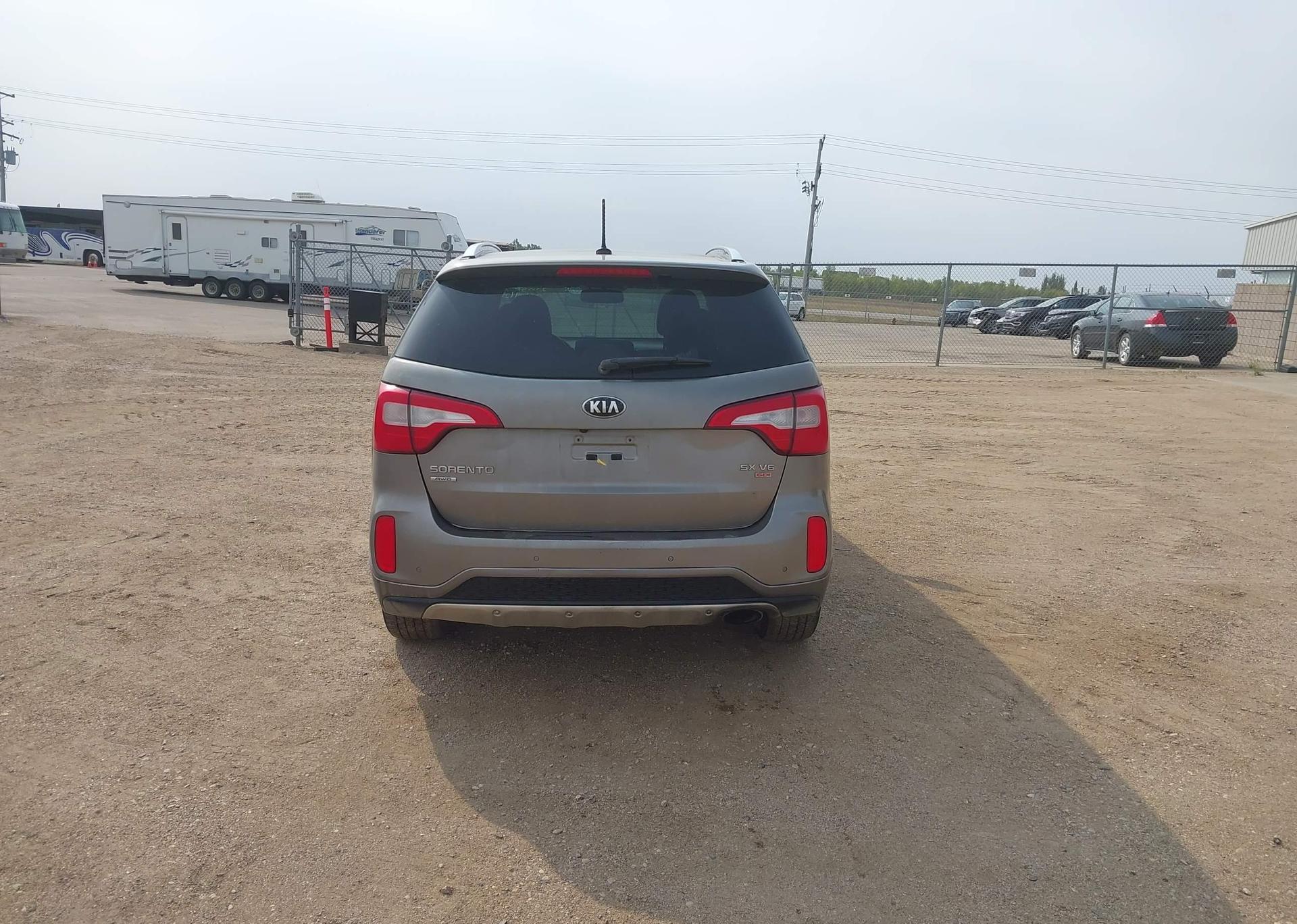 2014 KIA SORENTO SX