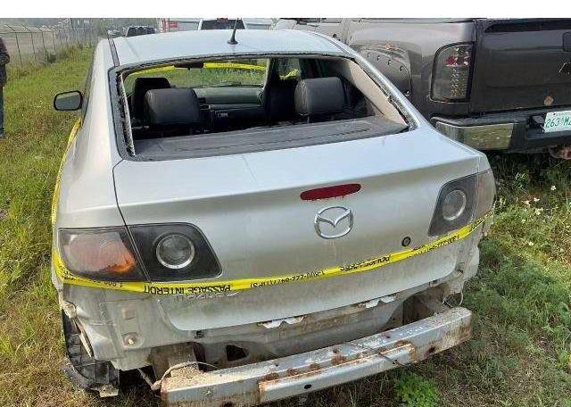 2005 MAZDA 3 S