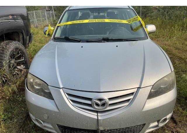 2005 MAZDA 3 S