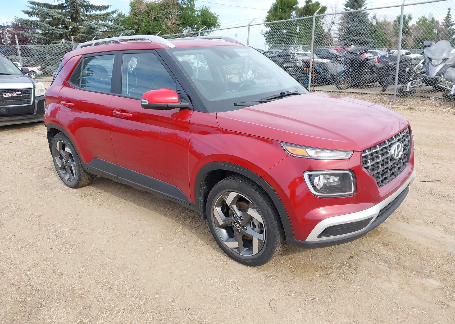 2022 HYUNDAI VENUE ULTIMATE WITH BLACK INTERIOR
