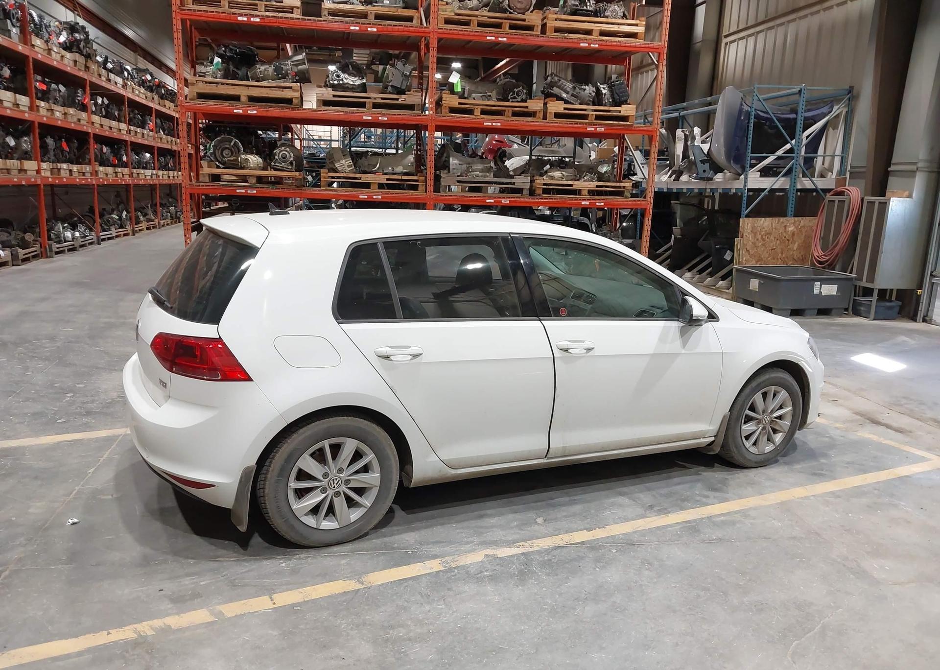 2016 VOLKSWAGEN GOLF S
