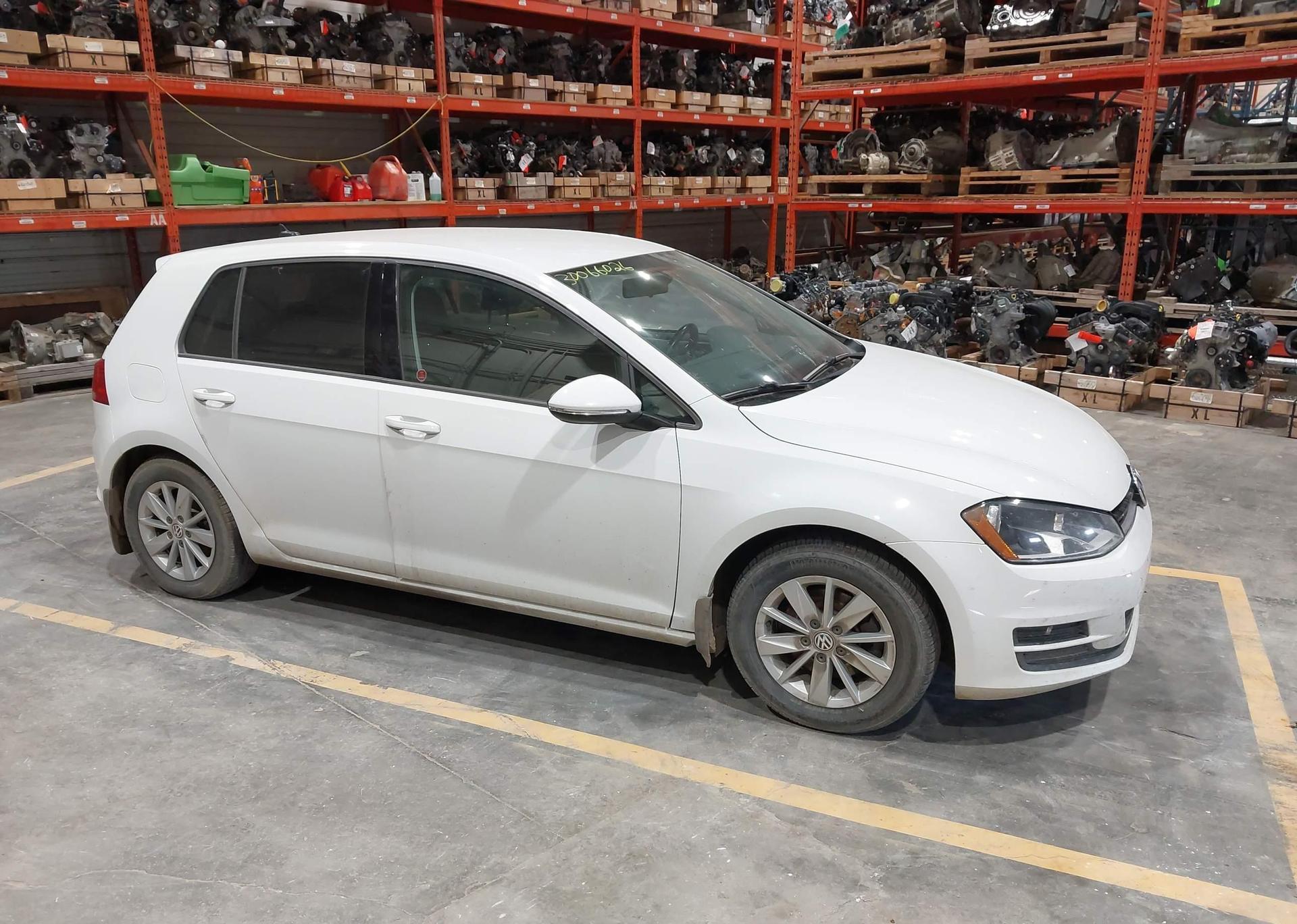 2016 VOLKSWAGEN GOLF S