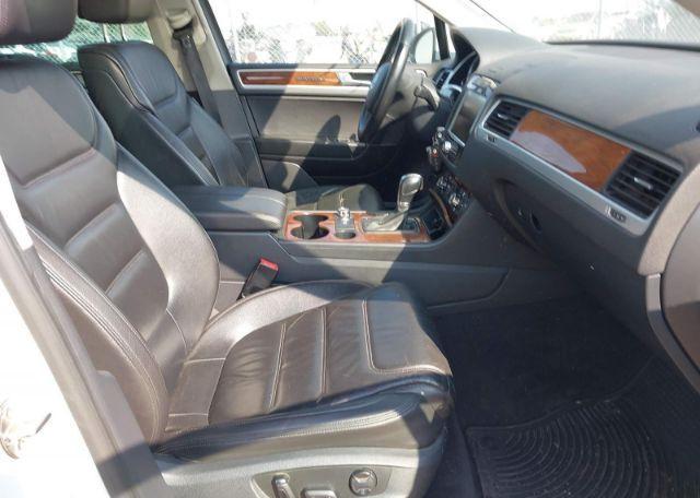 2014 VOLKSWAGEN TOUAREG V6 TDI