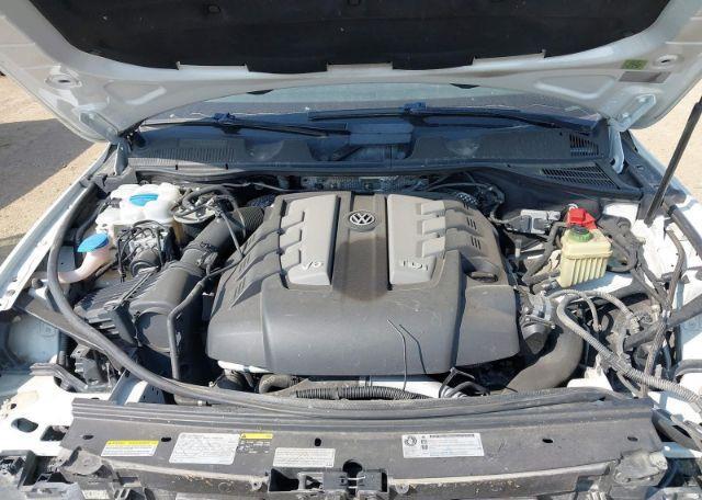 2014 VOLKSWAGEN TOUAREG V6 TDI