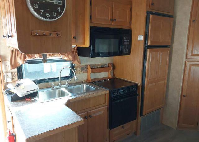 2008 FOREST RIVER INC. SILVERBACK 36L5S