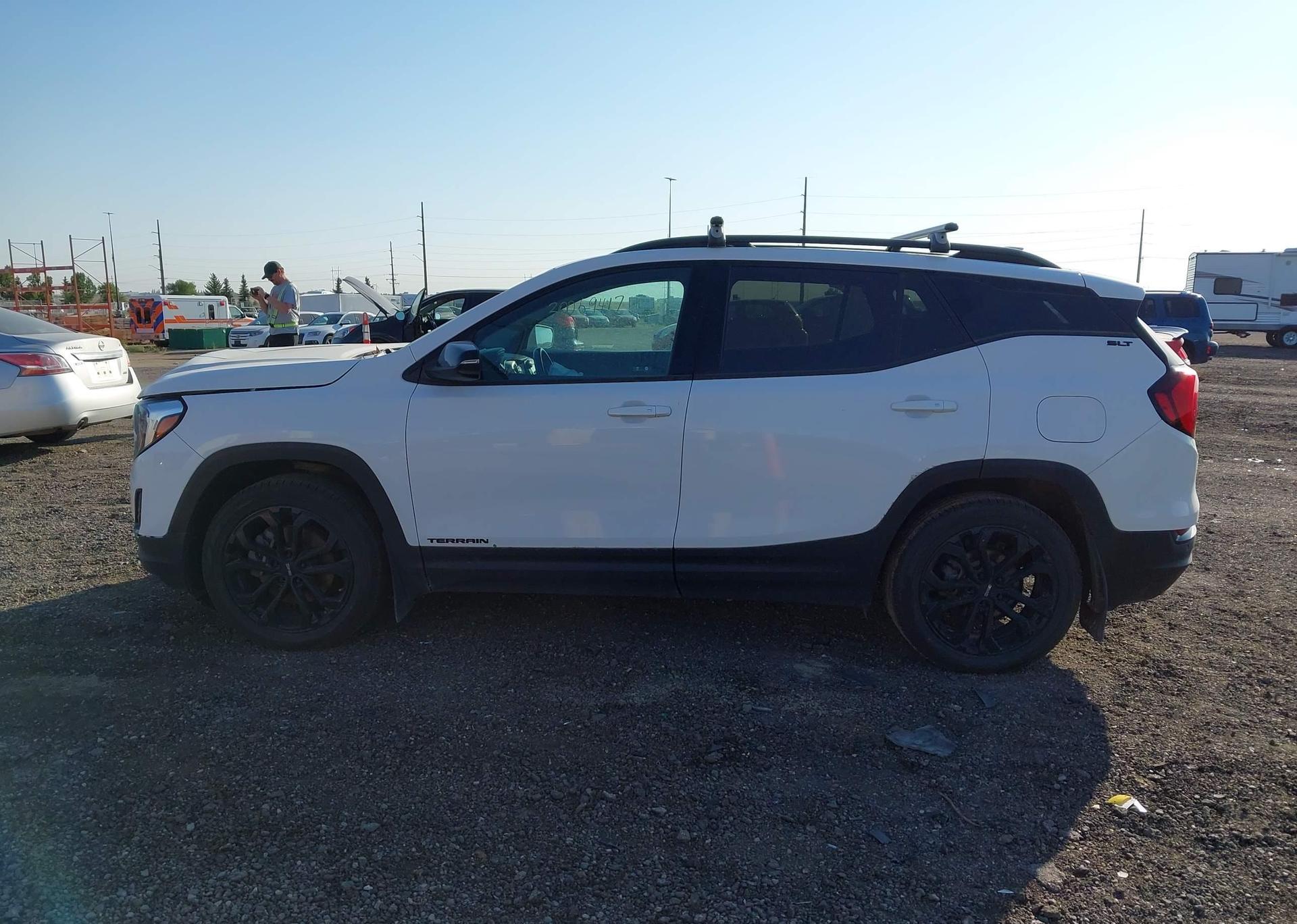 2020 GMC TERRAIN SLT
