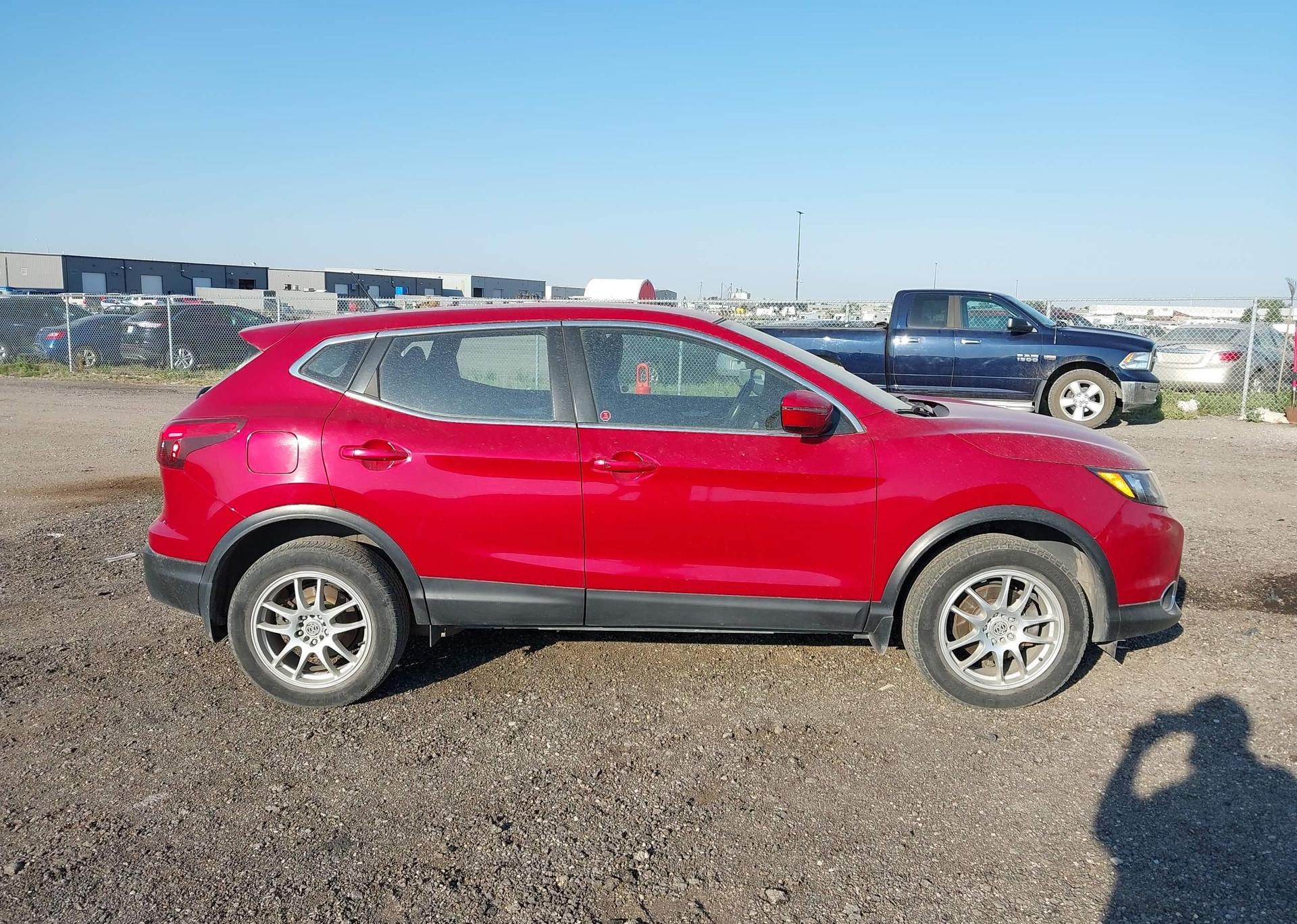 2017 NISSAN QASHQAI S