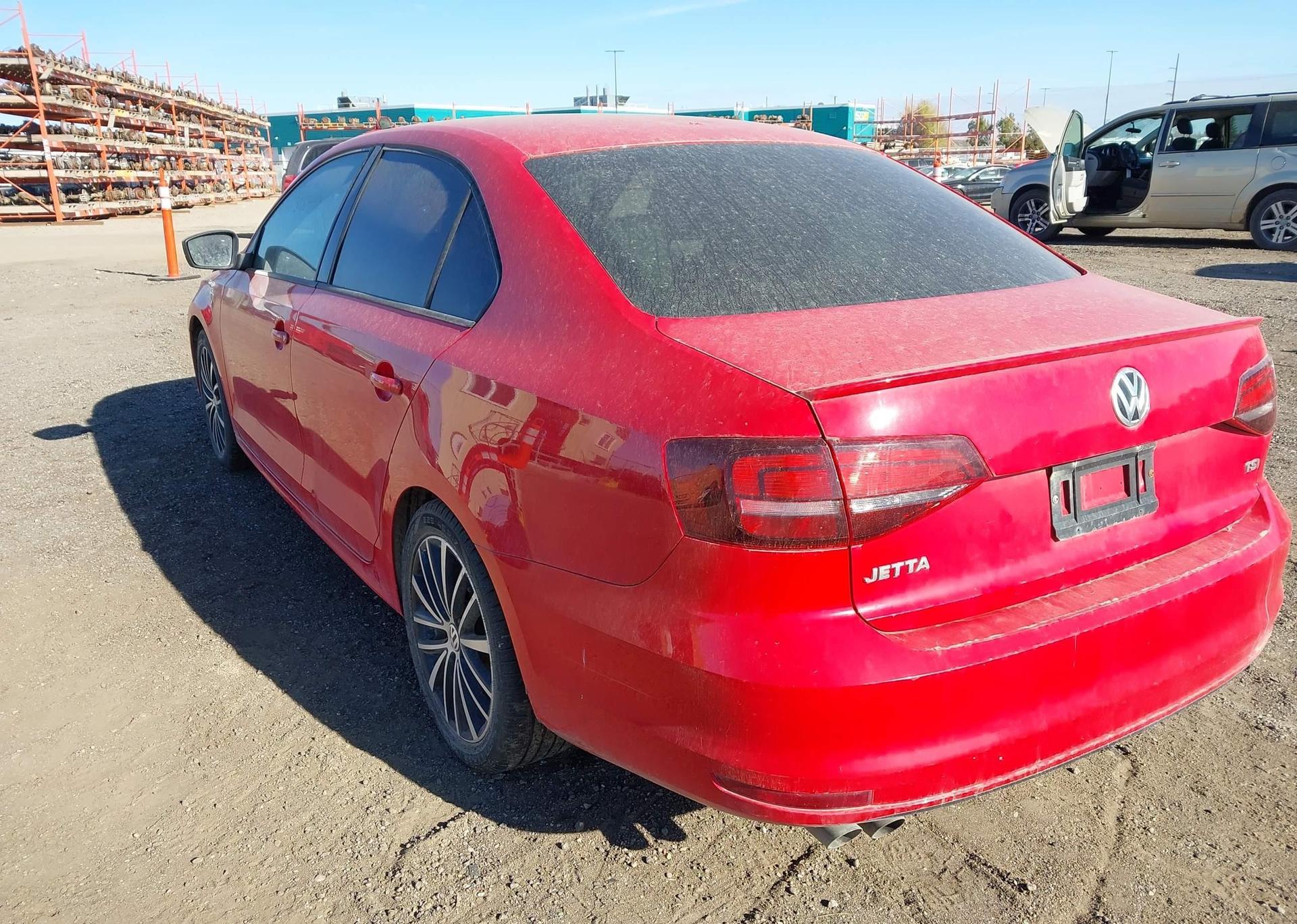 2016 VOLKSWAGEN JETTA SPORT
