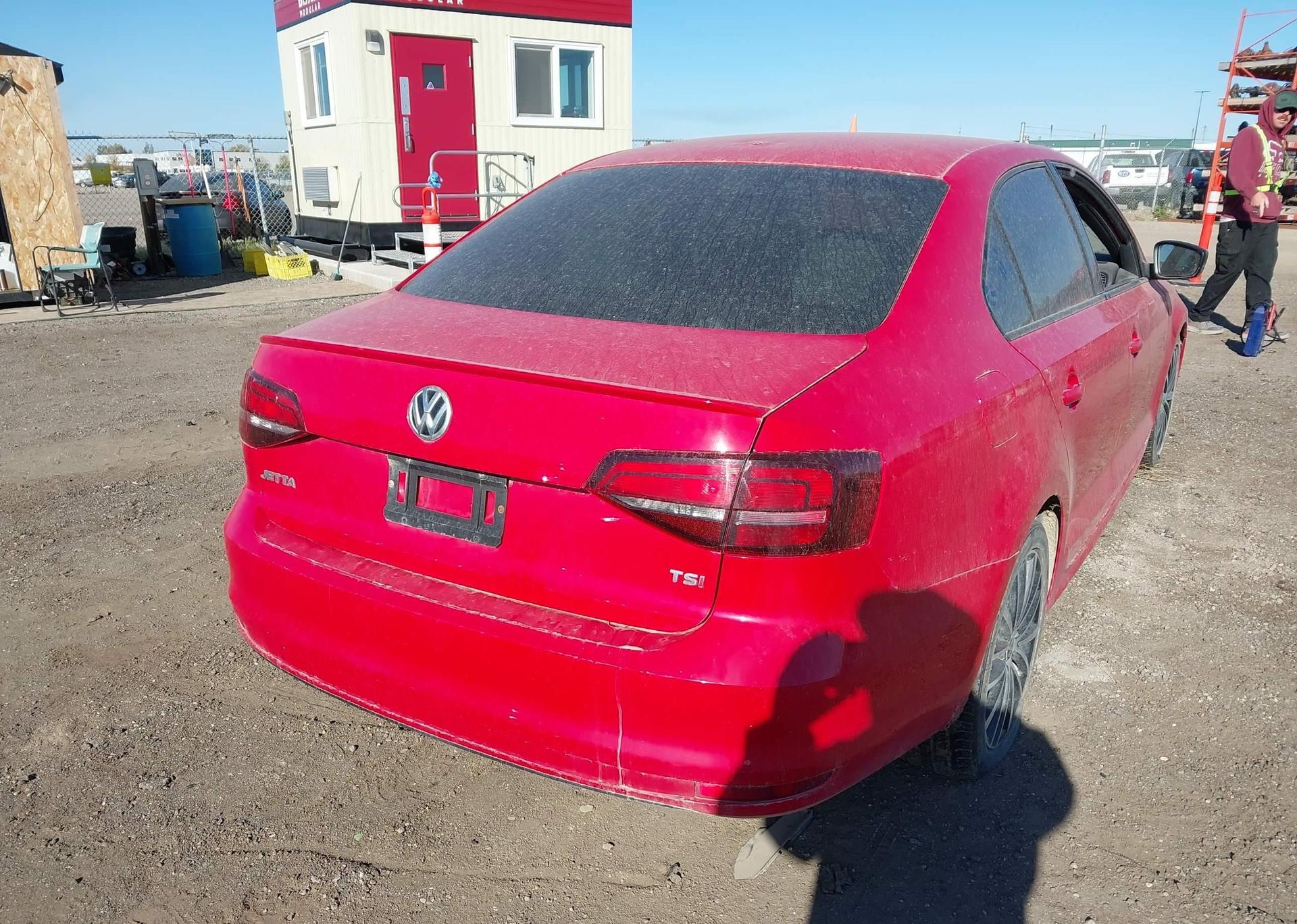 2016 VOLKSWAGEN JETTA SPORT