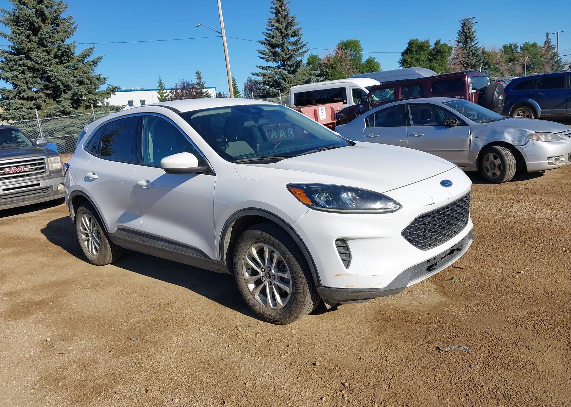 2020 FORD ESCAPE SE