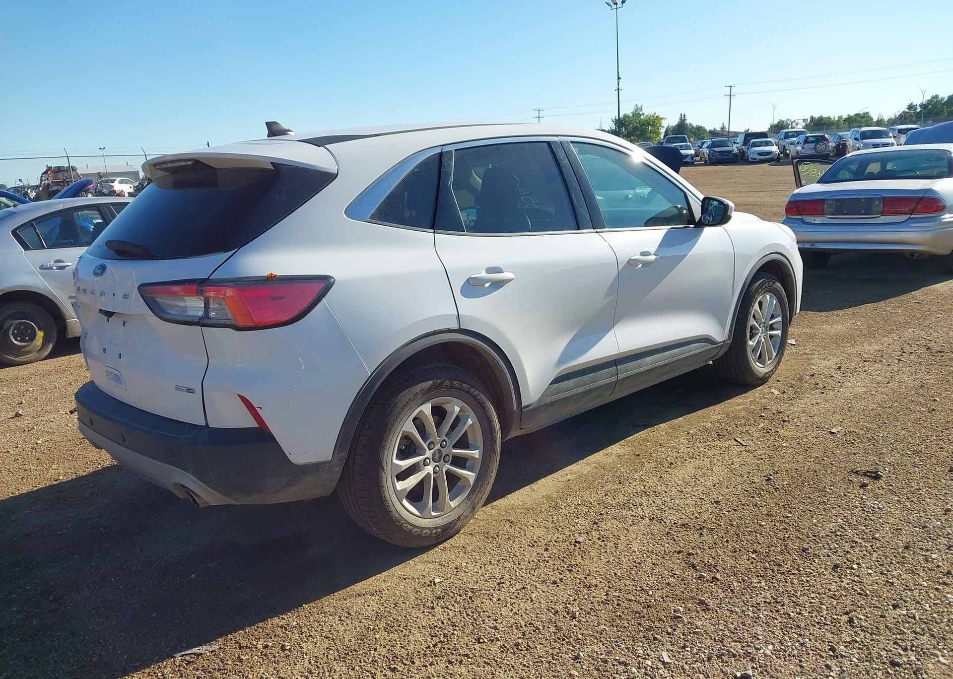 2020 FORD ESCAPE SE