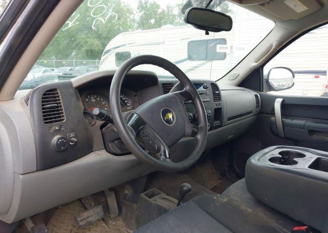 2011 CHEVROLET SILVERADO K1500 LS