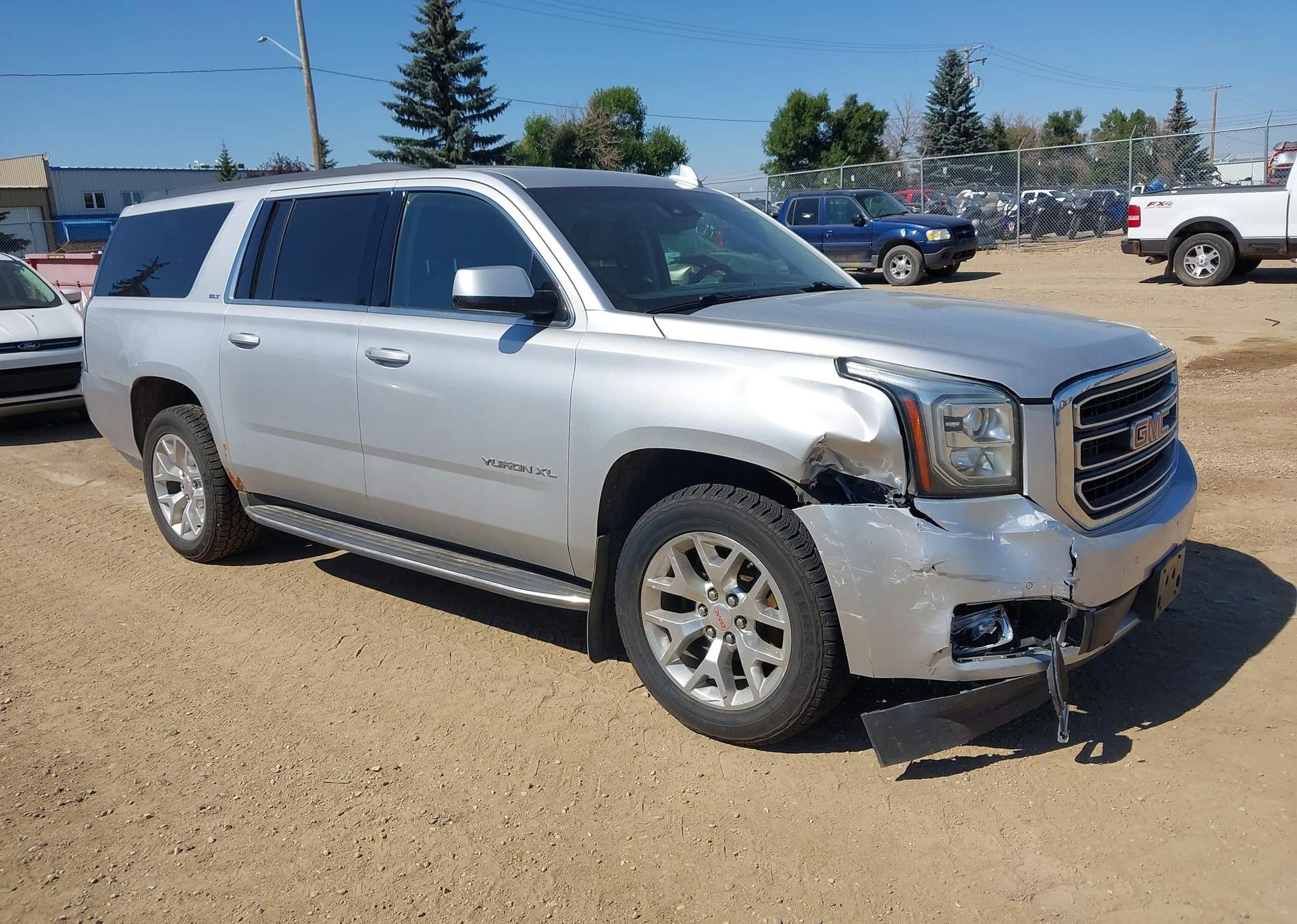 2015 GMC YUKON XL K1500 SLT