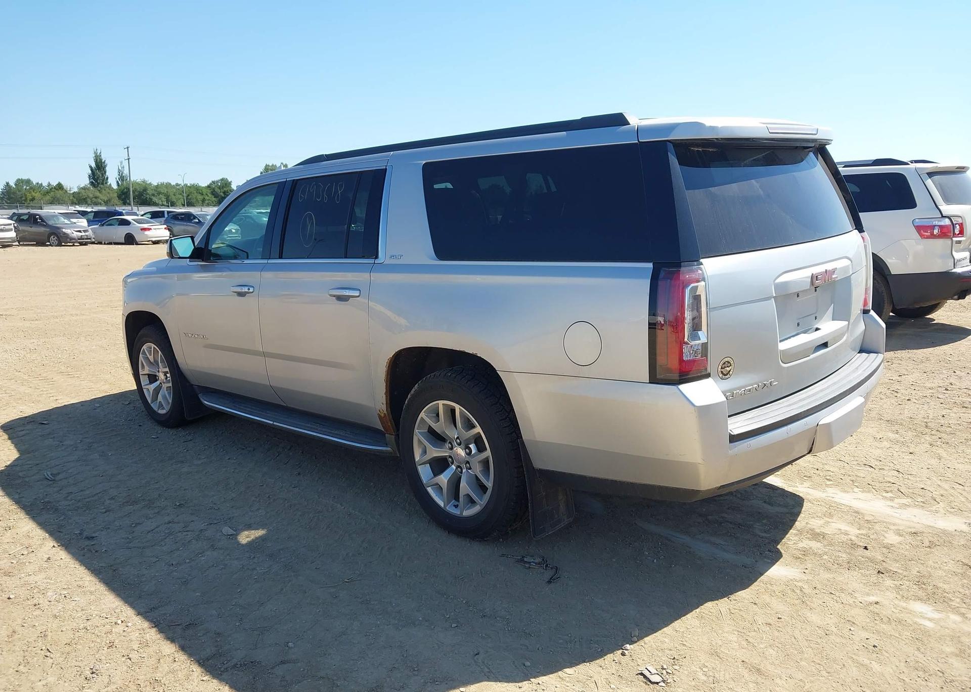 2015 GMC YUKON XL K1500 SLT