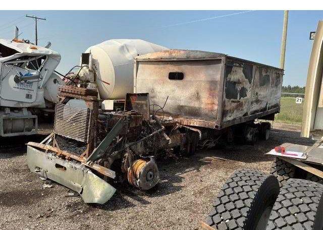 1987 FREIGHTLINER CONVENTIONAL FLC