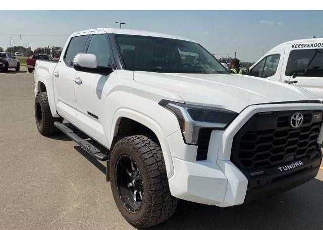 2022 TOYOTA TUNDRA CREWMAX SR