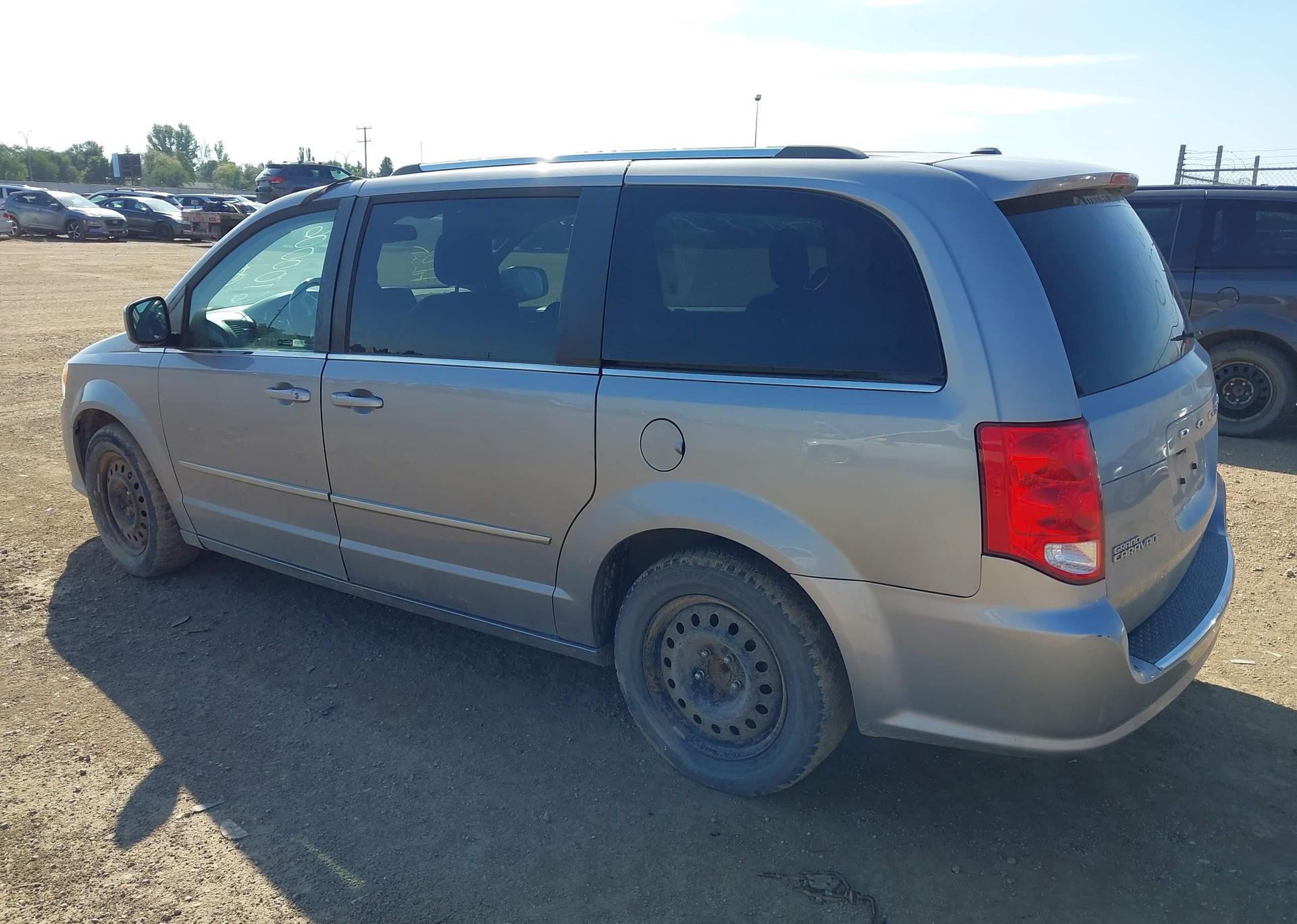 2016 DODGE GRAND CARAVAN CREW