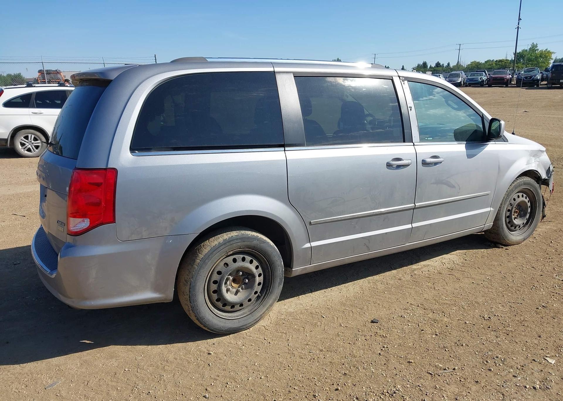 2016 DODGE GRAND CARAVAN CREW