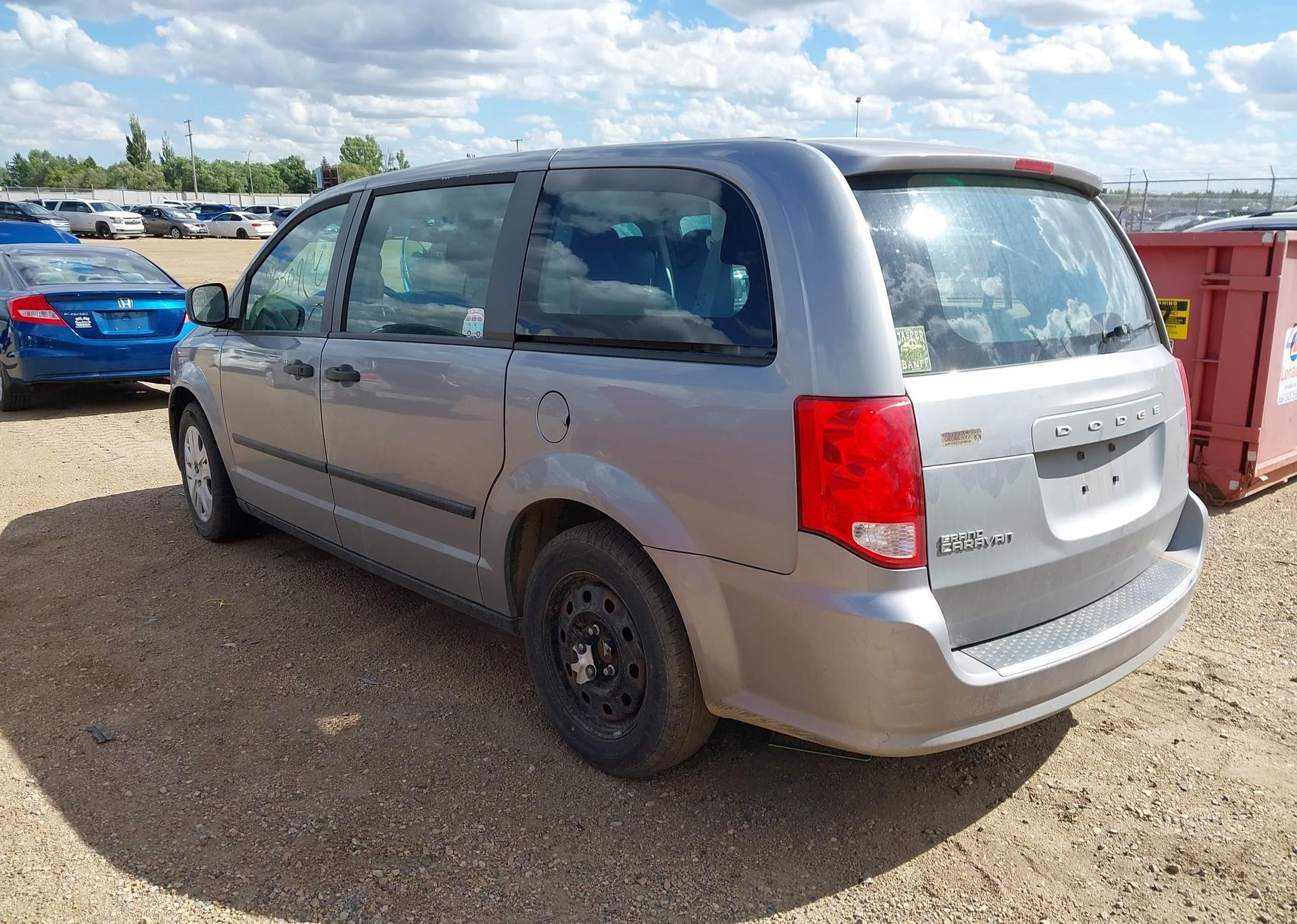 2015 DODGE GRAND CARAVAN SE