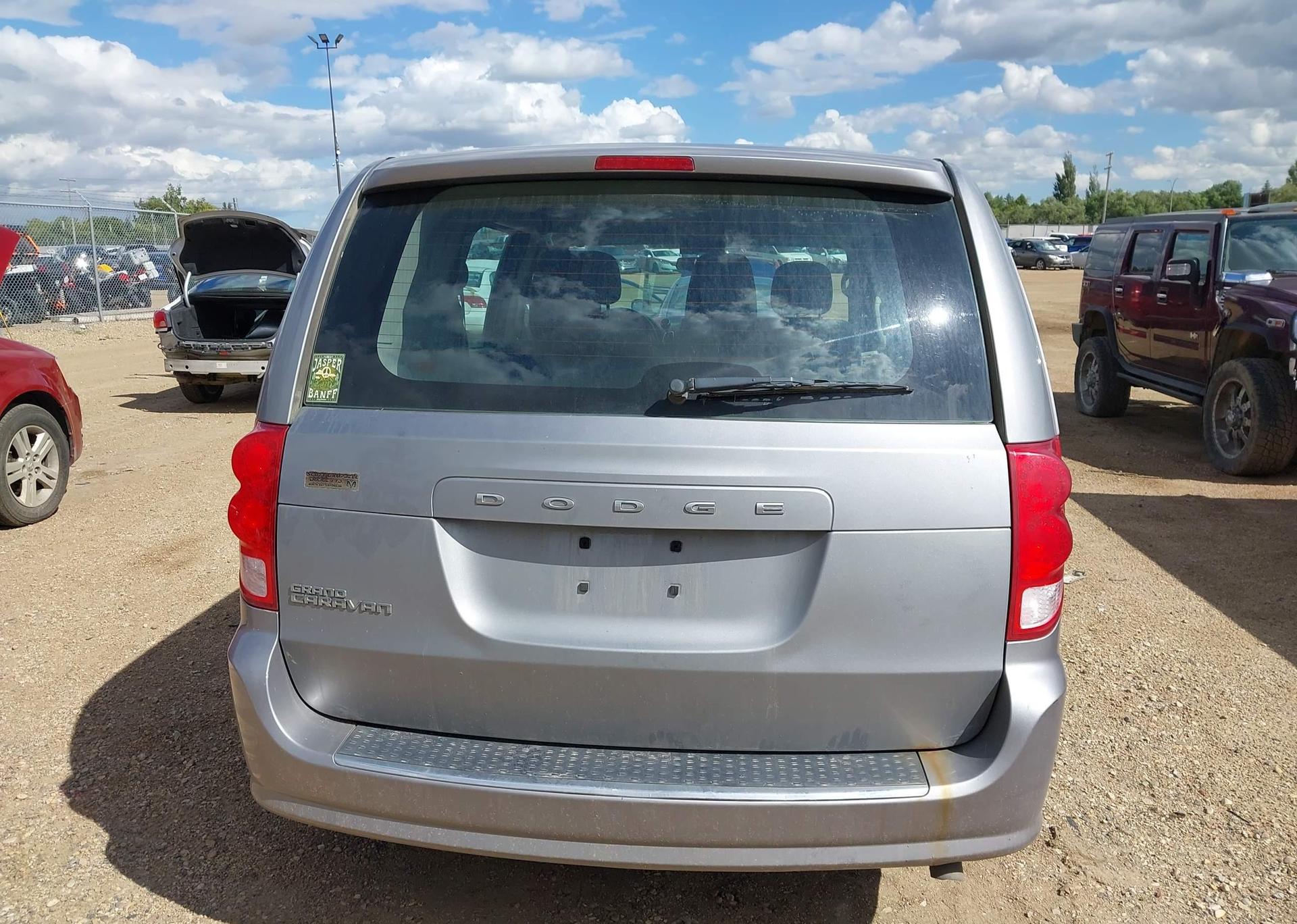 2015 DODGE GRAND CARAVAN SE