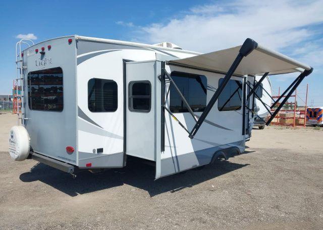2018 Highland Ridge LIGHT 29IRLS