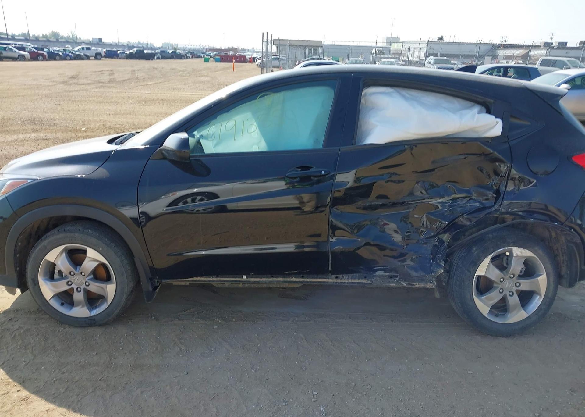2019 HONDA HR-V LX