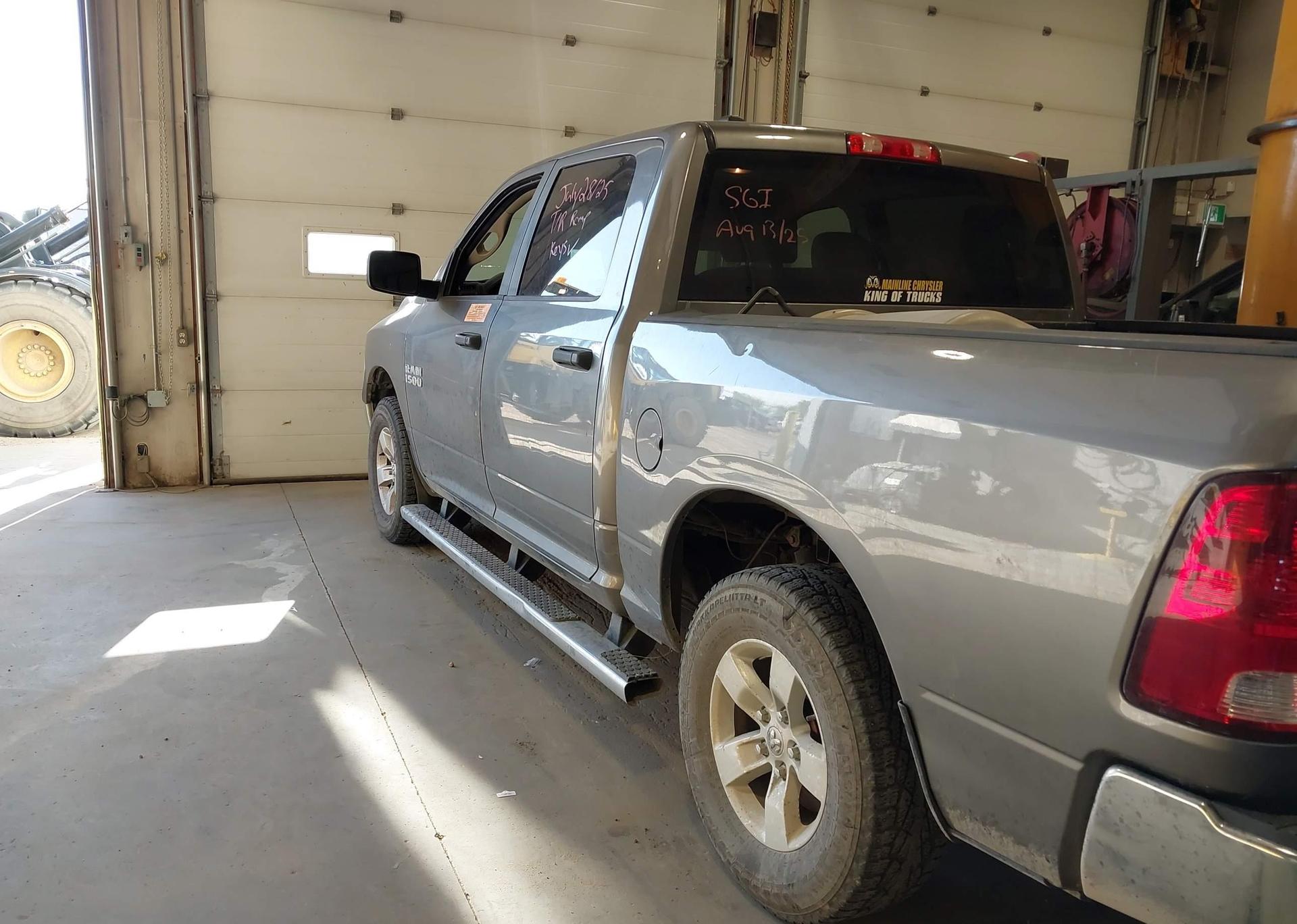 2013 RAM 1500 ST