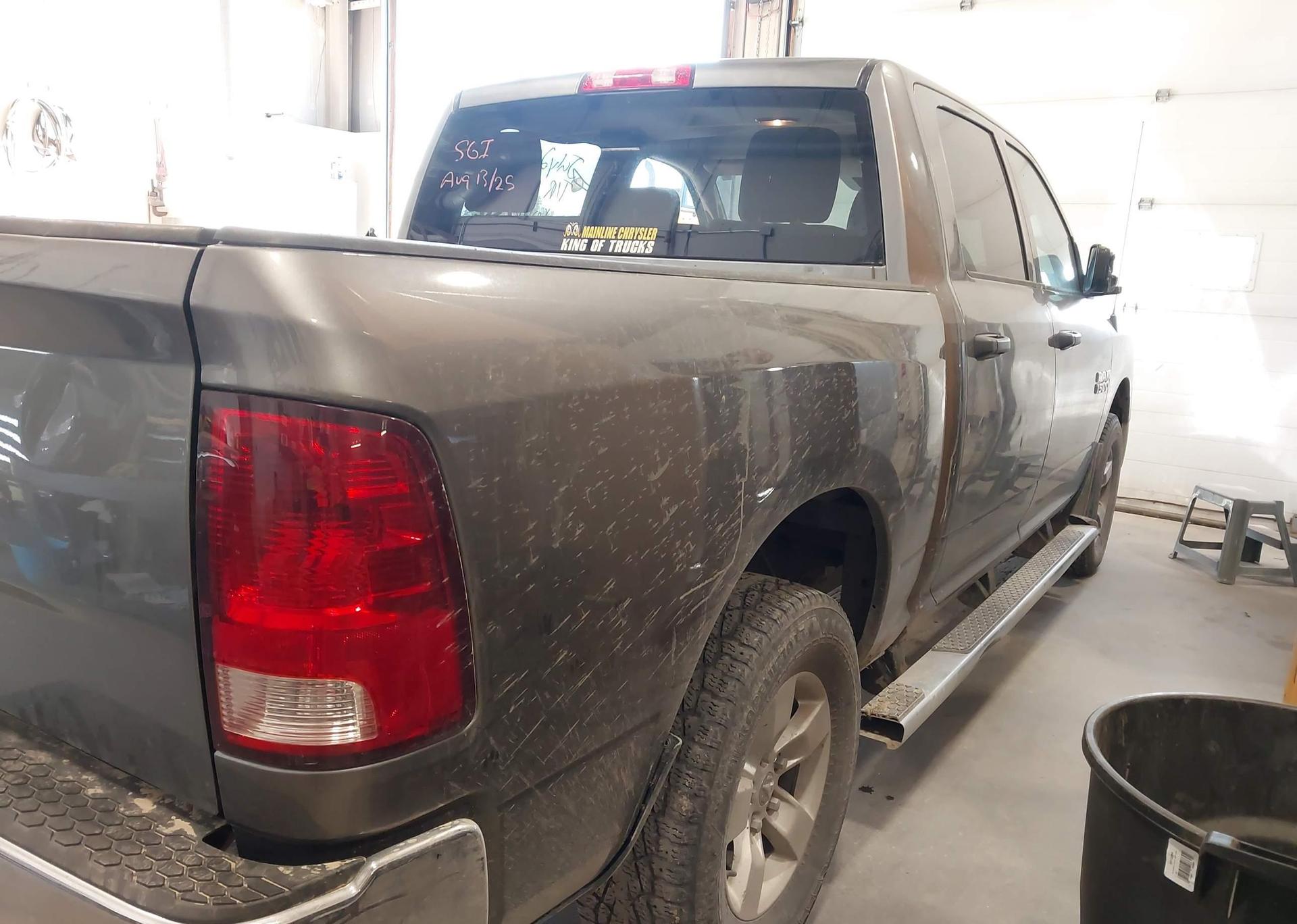 2013 RAM 1500 ST