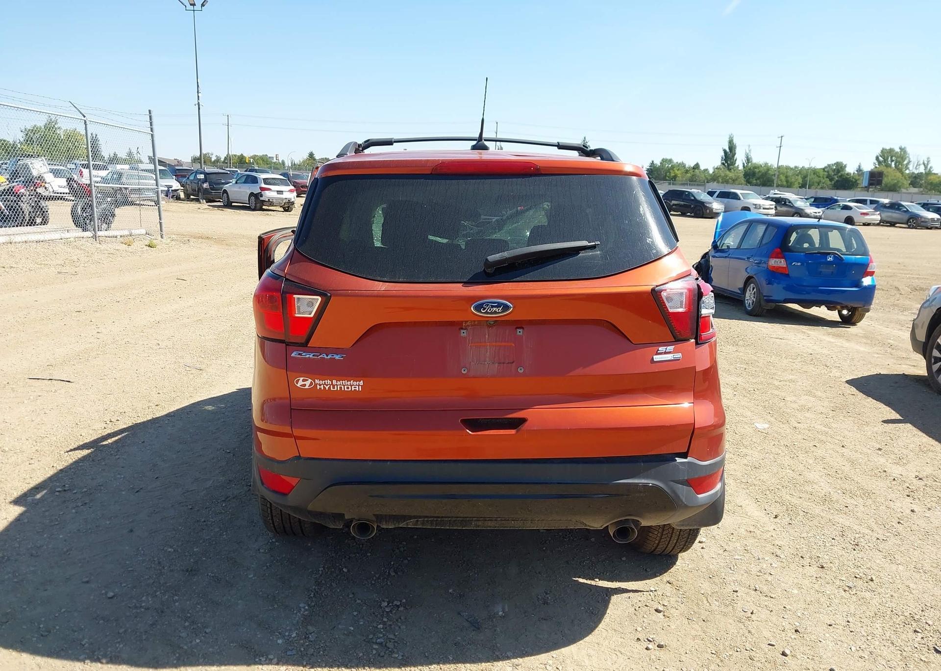 2019 FORD ESCAPE SE