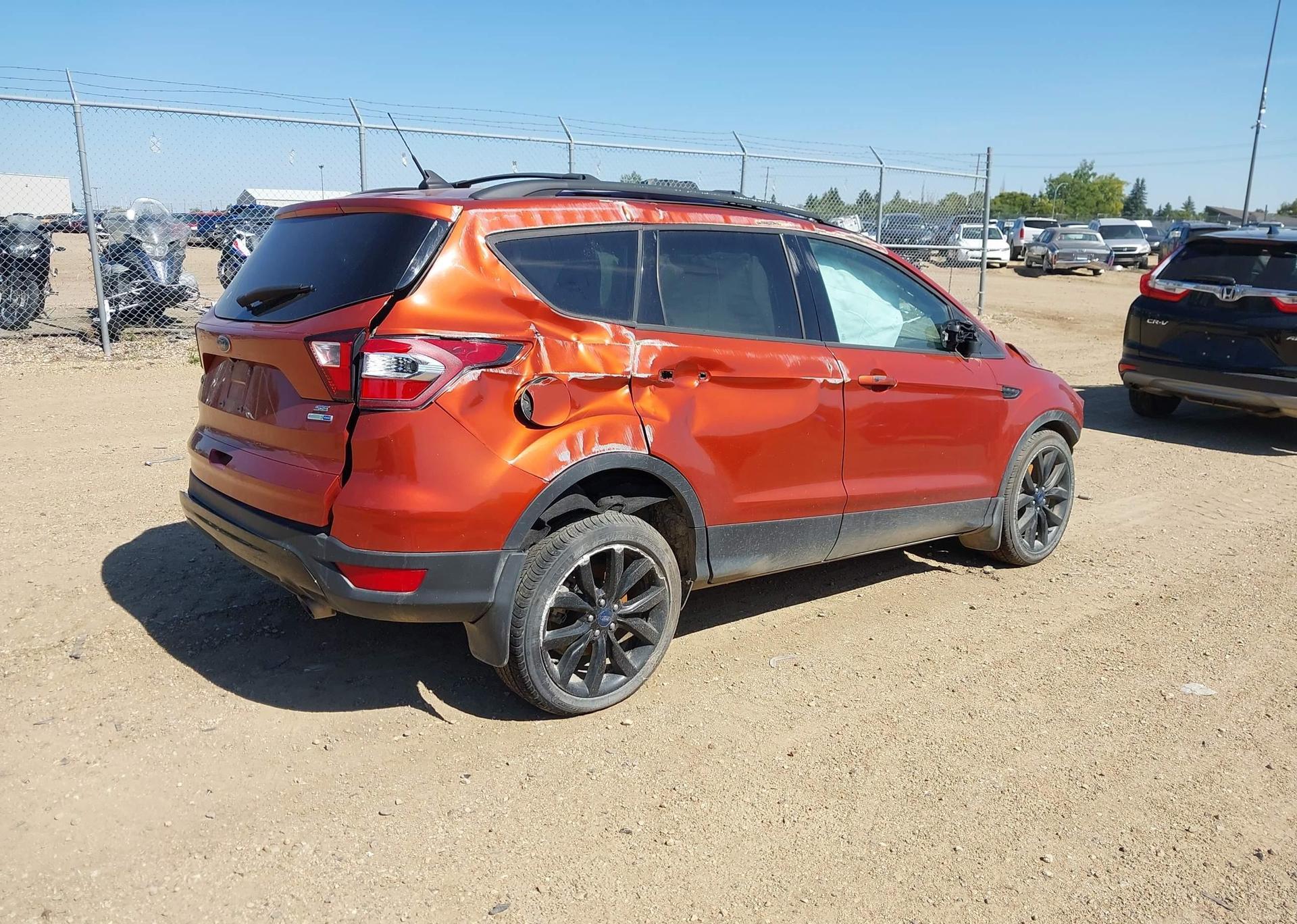 2019 FORD ESCAPE SE