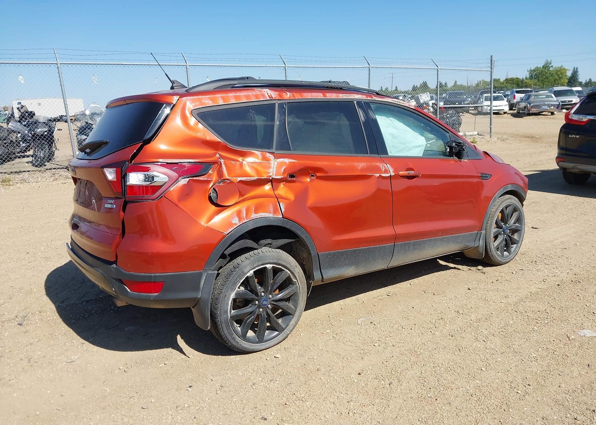 2019 FORD ESCAPE SE